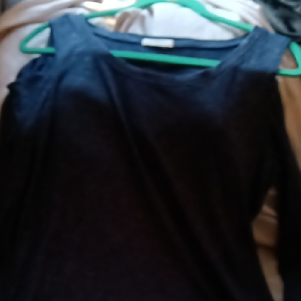Black Sleeveless Top